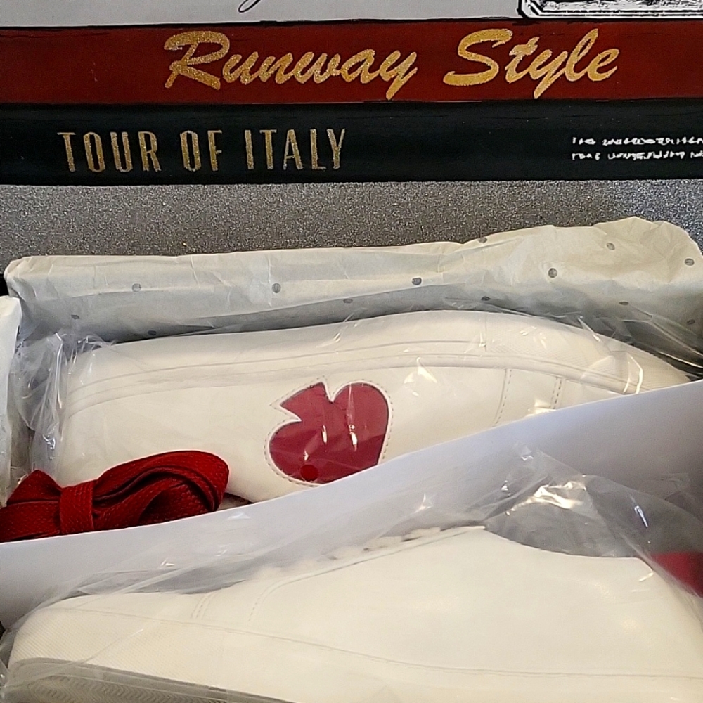 Women's Sneakers